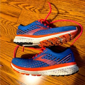 Brooks Ghost women’s 6.5 shoes (blue and orange)